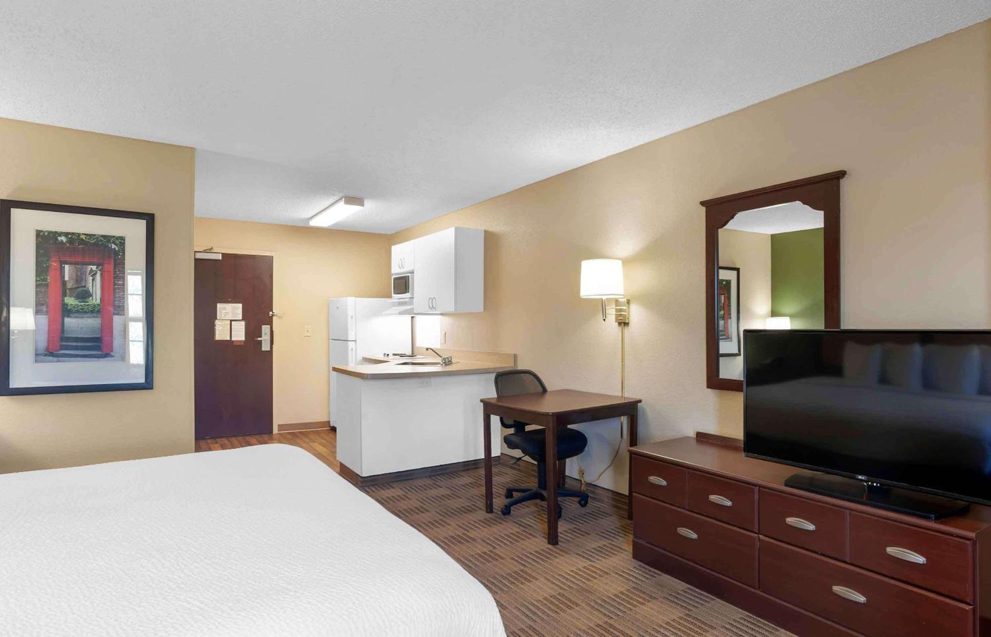 Extended Stay America Suites - Hanover - Parsippany Уиппани Экстерьер фото
