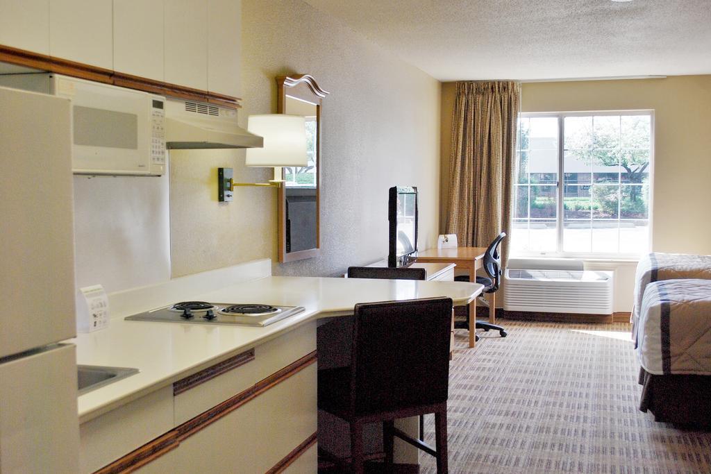 Extended Stay America Suites - Hanover - Parsippany Уиппани Экстерьер фото