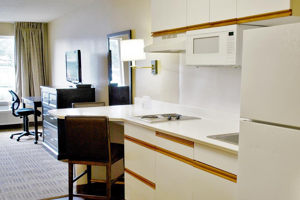 Extended Stay America Suites - Hanover - Parsippany Уиппани Экстерьер фото