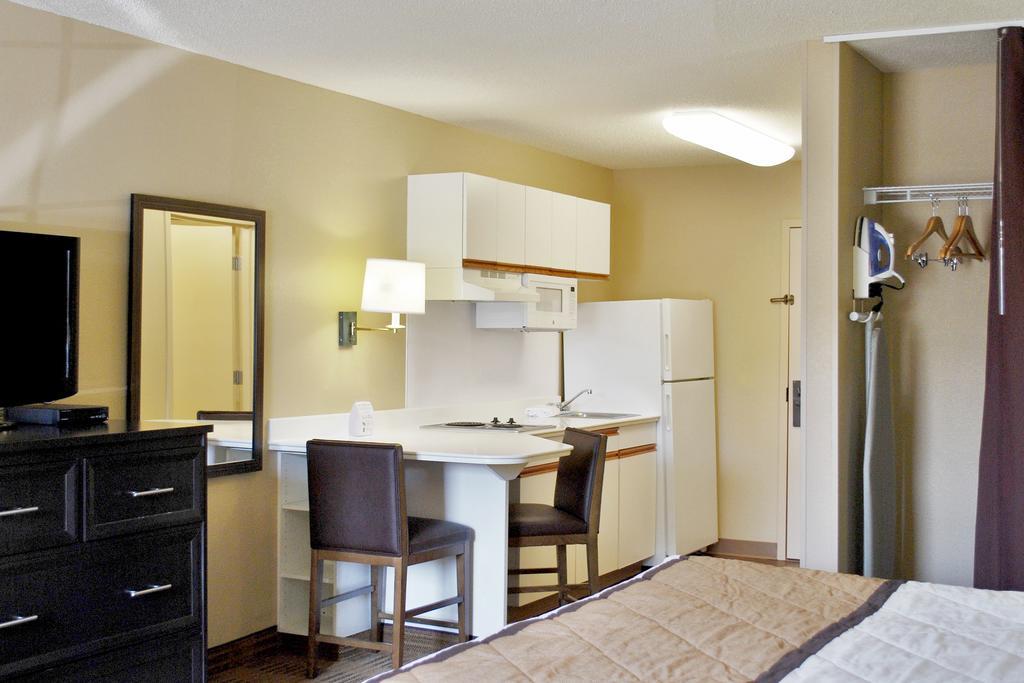 Extended Stay America Suites - Hanover - Parsippany Уиппани Экстерьер фото